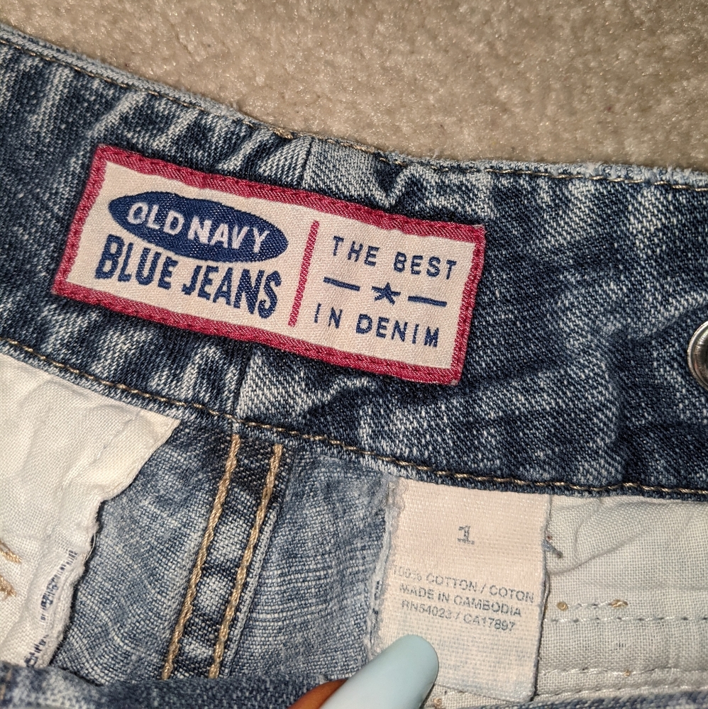 Old navy Jean shorts - Picture 13 of 16